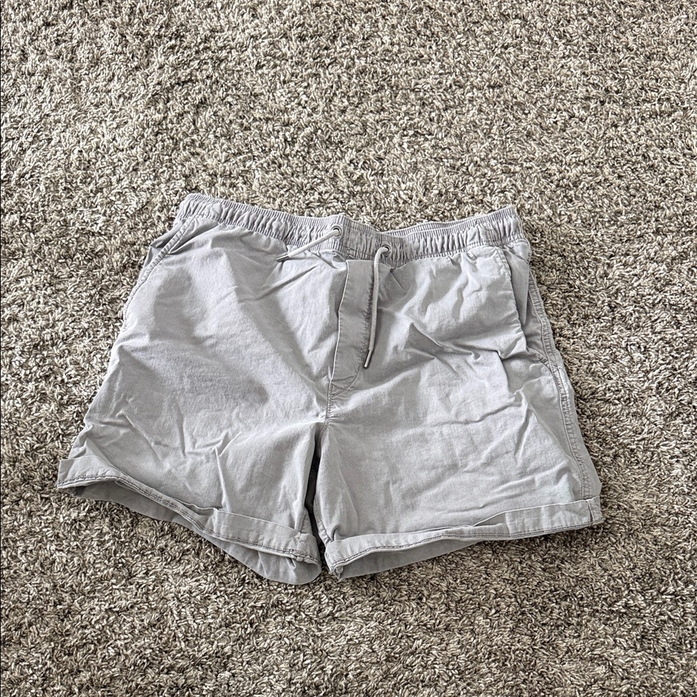 American Eagle Outfitters Light Gray Cargo Shorts